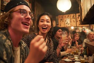 Jak to chodí v japonské Izakaya "hospodě" | Japonsko